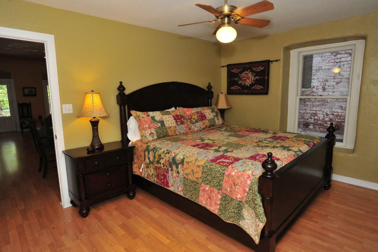 Schmitz Bed & Breakfast New Braunfels Eksteriør bilde